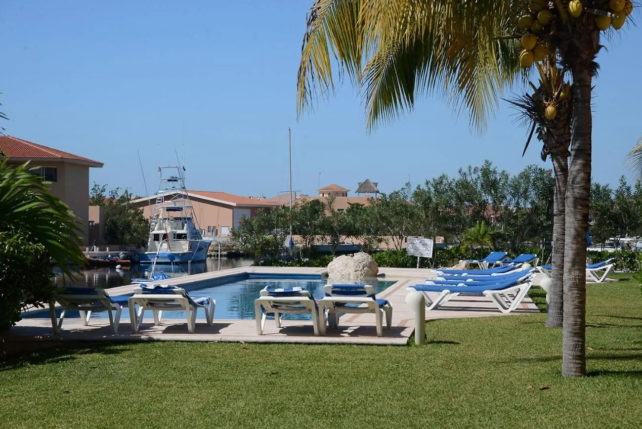 Portobello Gran Marina Puerto Aventuras Μεξικό